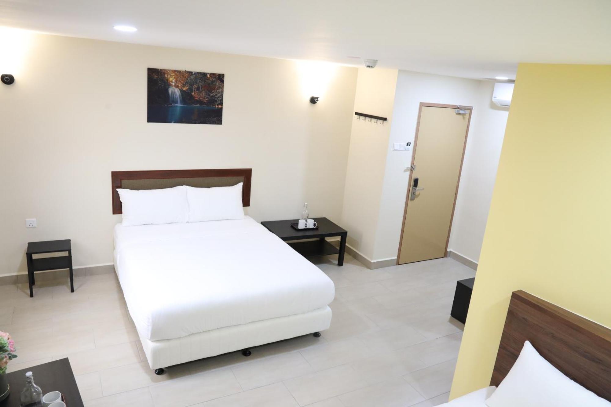 Capital O 90897 Island City Hotel Τζωρτζ Τάουν Εξωτερικό φωτογραφία