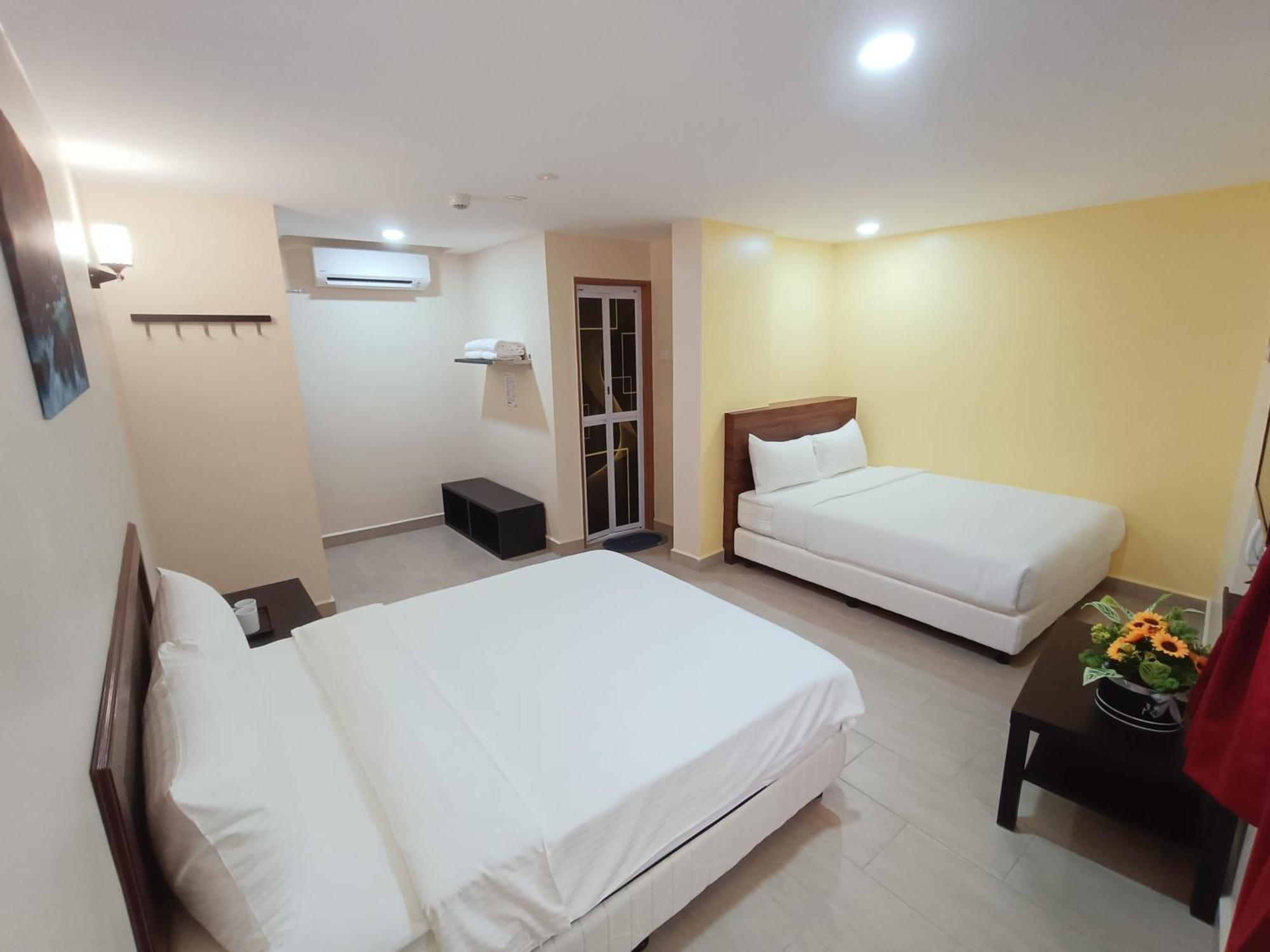 Capital O 90897 Island City Hotel Τζωρτζ Τάουν Εξωτερικό φωτογραφία